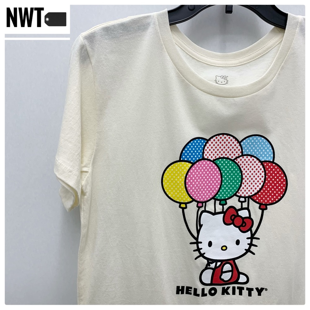 🎀🎈(NWT) New! HELLO KITTY Beige Balloons Cute Tee Shirt